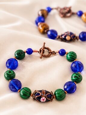 Wedding Cake Focal, Malachite, Faceted Cobalt Crystal & Copper Clasp Bracelet 7”
